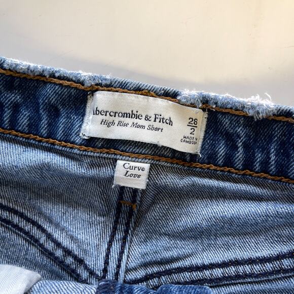 Abercrombie & Fitch 26 2 High Rise Mom Short Curve Love Denim Cut Off Blue - Picture 5 of 8